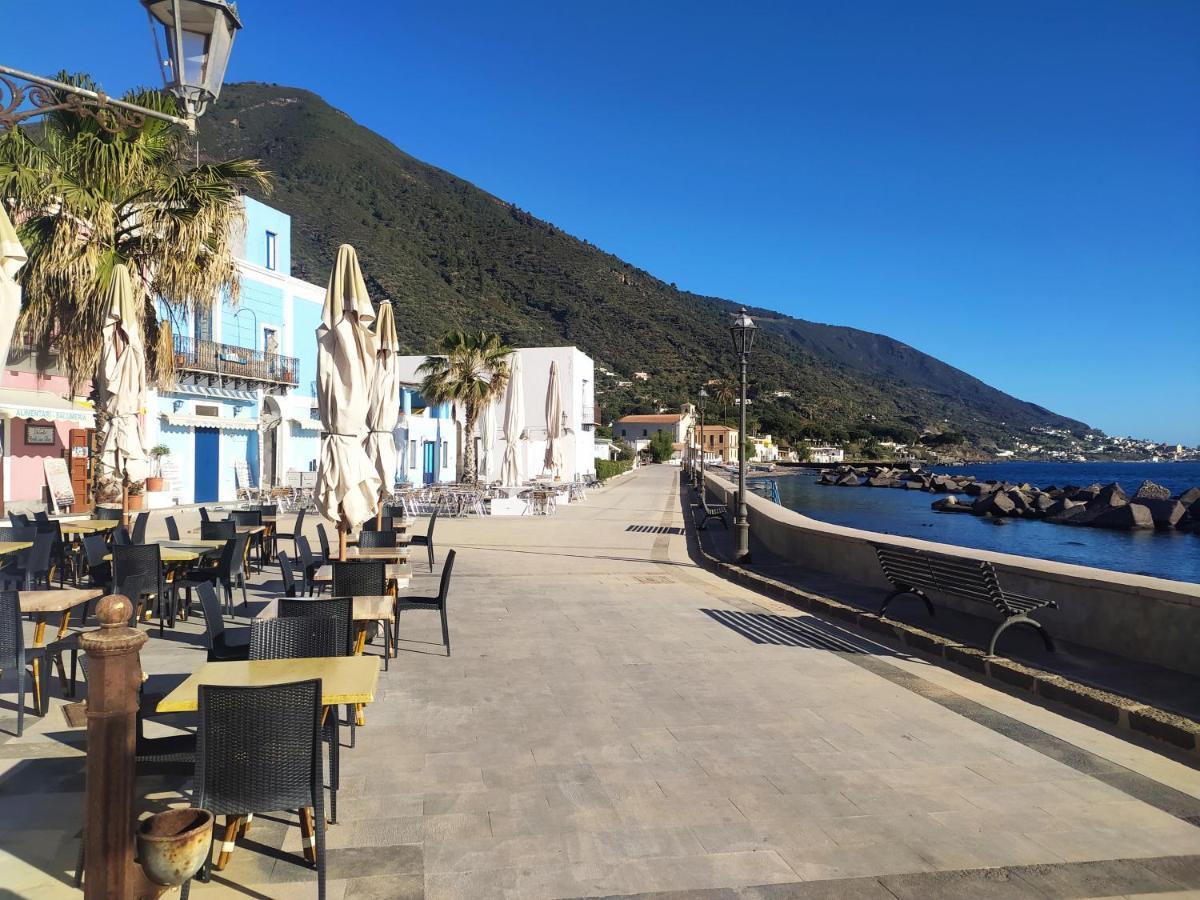 Il Villaggio Eoliano Санта Марина Салина Екстериор снимка